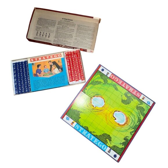 Vintage 1970's Stratego Board Game-ALL PIECES-Used Condition - Picture 5 of 7